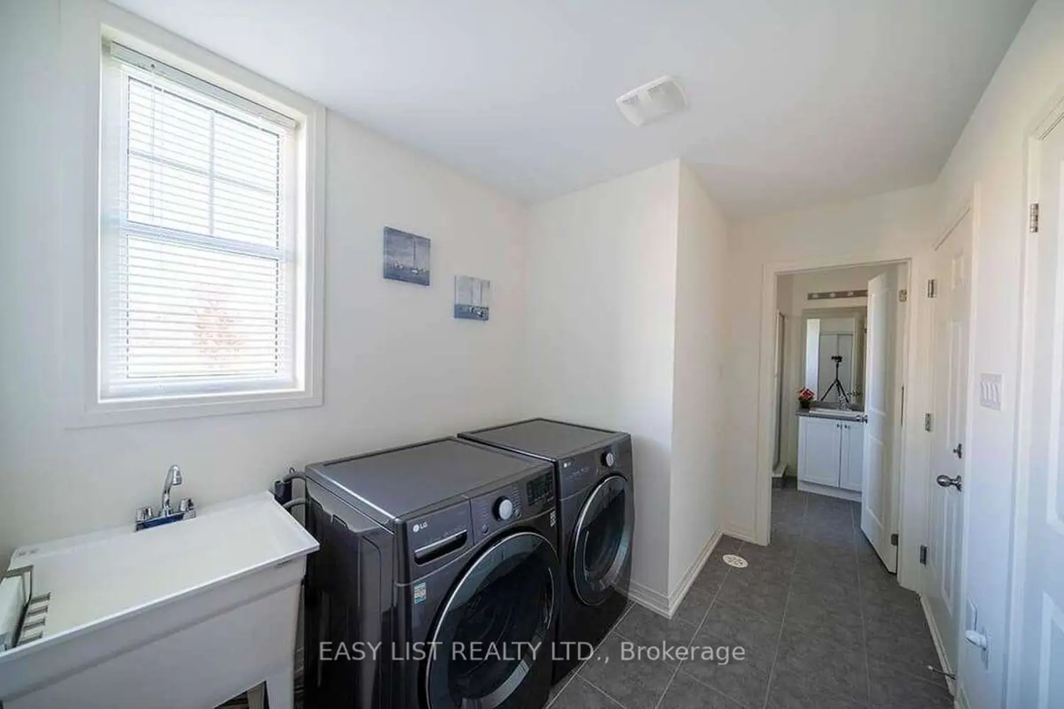 49 Prince William Boulevard photo 4