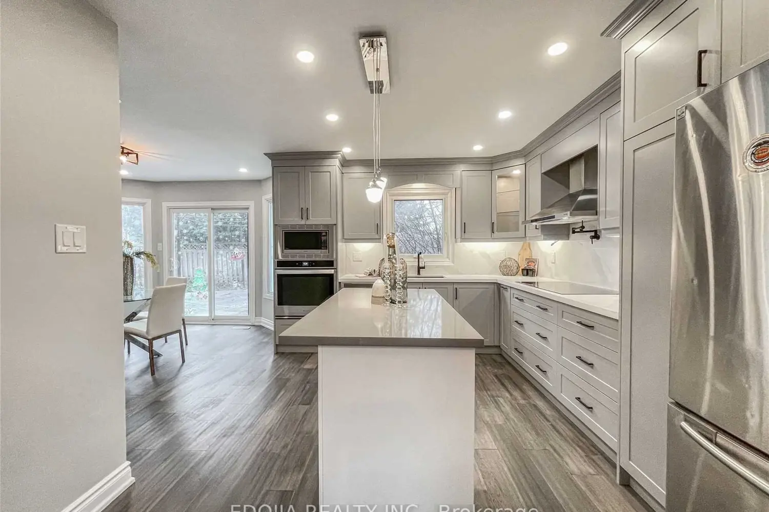 136 Bristol Road photo 4