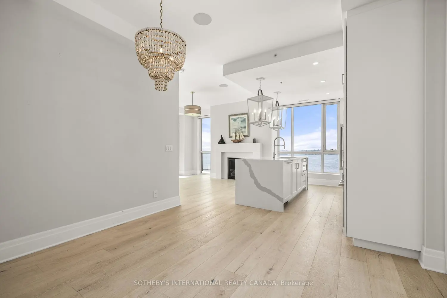 Additional image 3 of 129A South Street 606