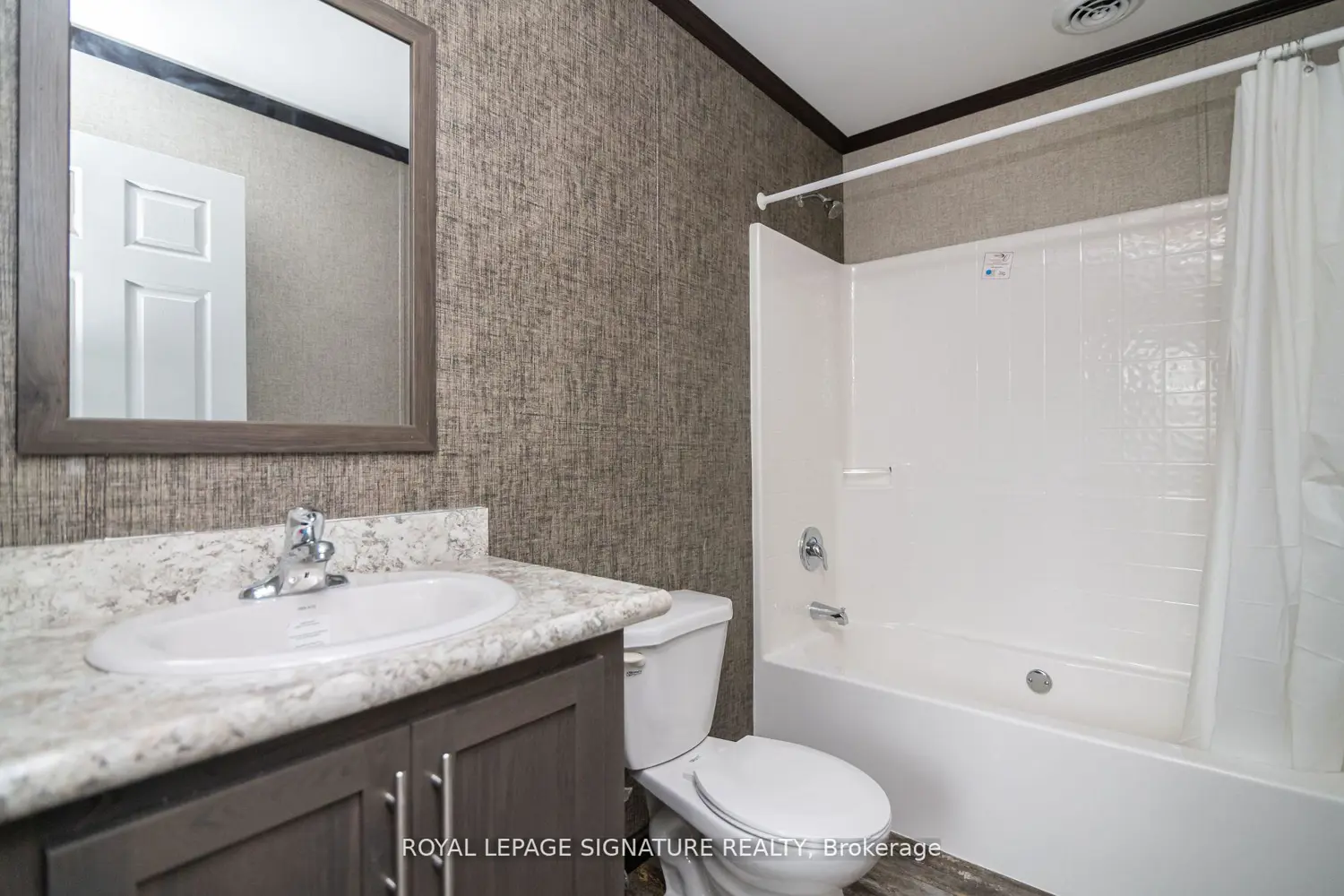 Additional image 13 of 142 Regency Drive