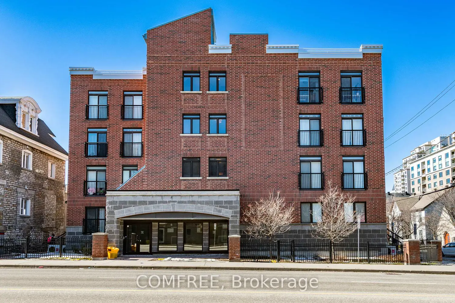 456 King Edward Avenue 409