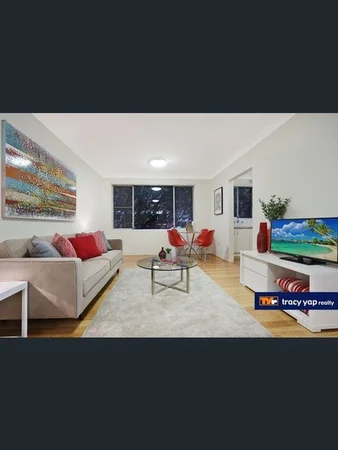 8/37 Meadow Crescent, Meadowbank NSW 2114