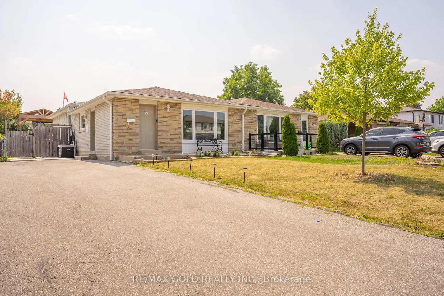 51 Davenport Crescent