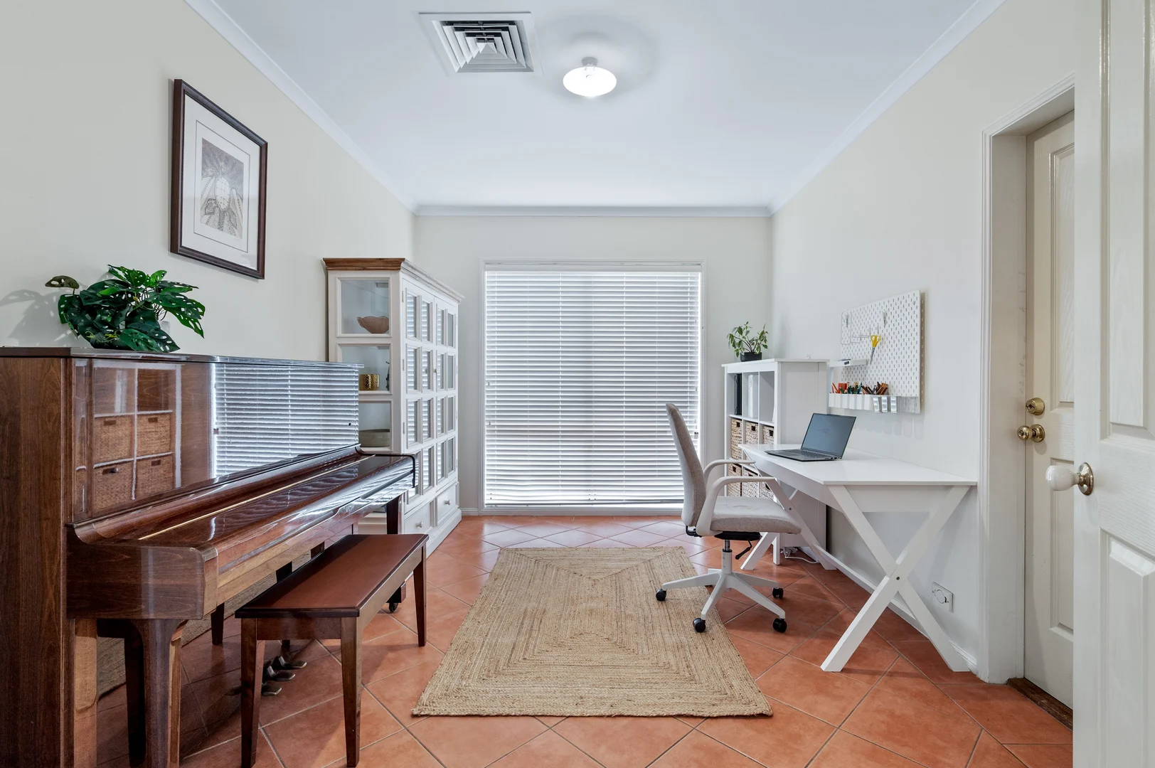 Additional image 7 of 43 The Kraal Drive, Blair Athol NSW 2560