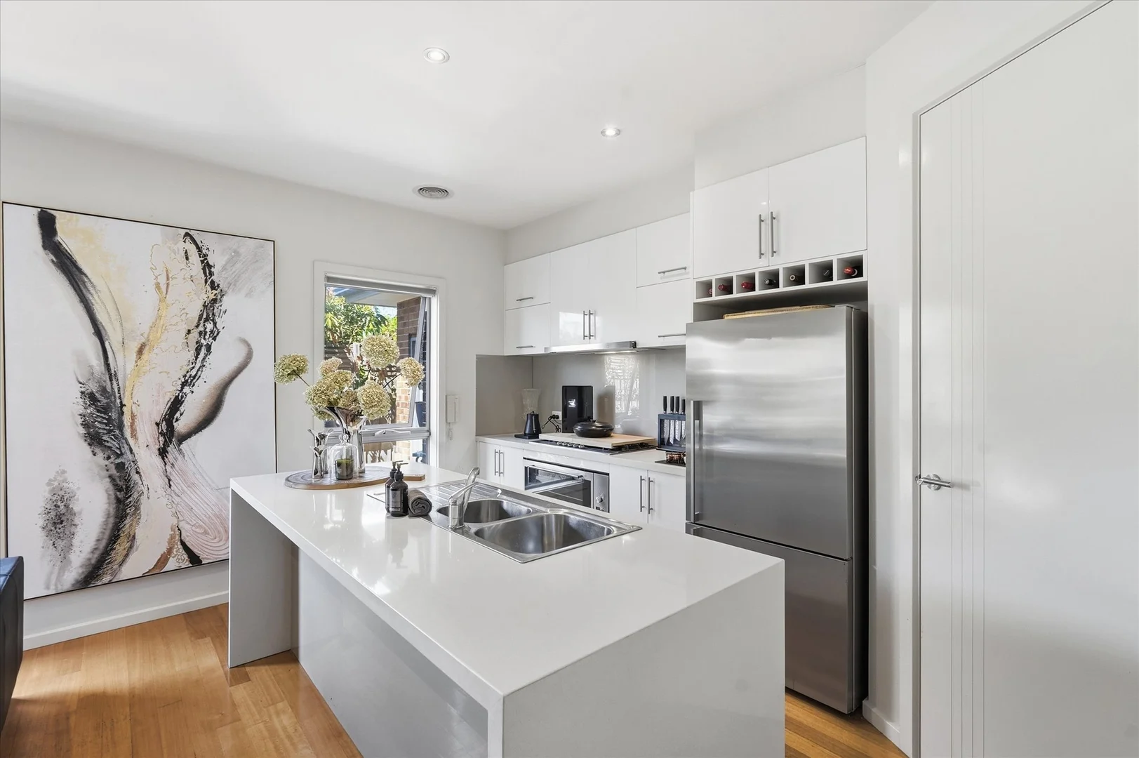Additional image 3 of 2/34 LINNET STREET, Altona VIC 3018