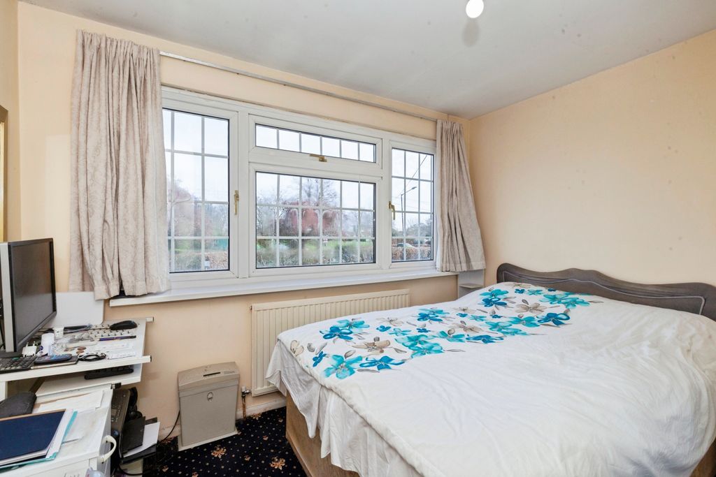 Additional image 12 of 5 bed detached house for saleStation Road, Slough SL1