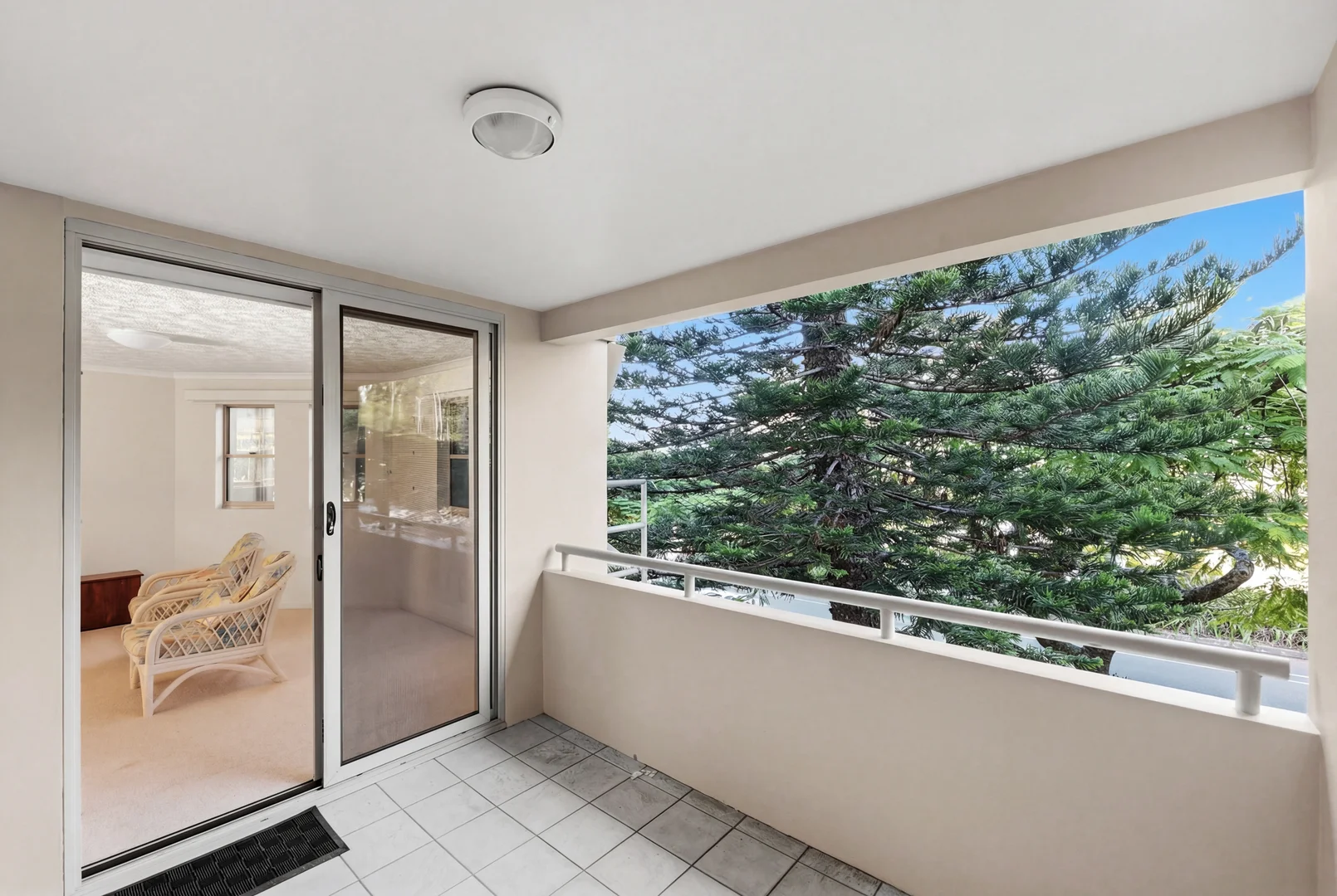 Additional image 6 of 5/4 Park Ave, Burleigh Heads QLD 4220