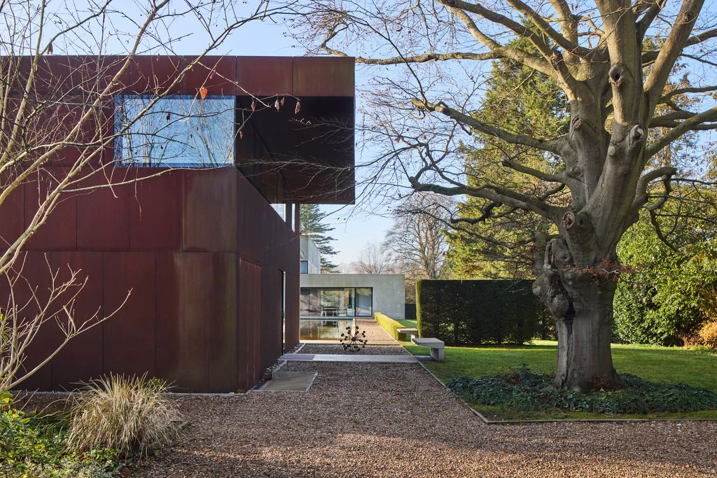 Additional image 6 of 6 bed detached house for salePheasants, Pheasants Henley-On-Thames, Oxfordshire RG9