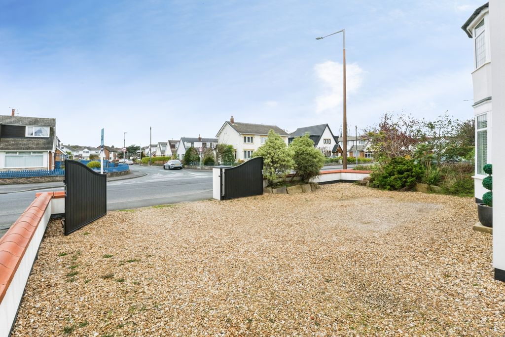 Additional image 31 of 5 bed semi-detached house for saleMythop Road, Lytham St. Annes FY8