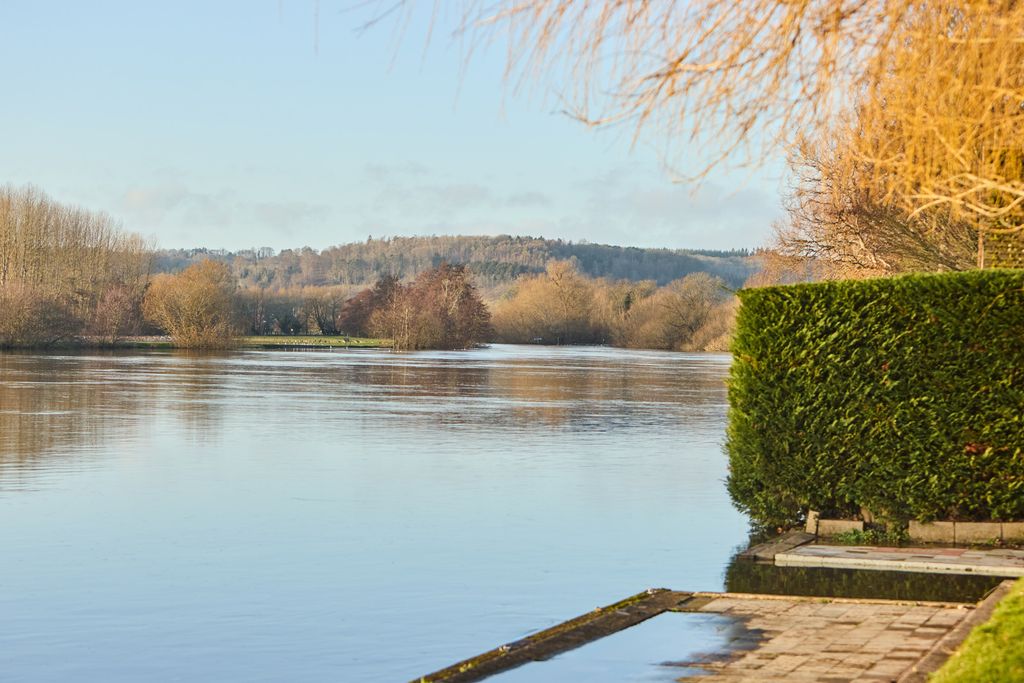 Additional image 40 of 6 bed detached house for salePheasants, Pheasants Henley-On-Thames, Oxfordshire RG9