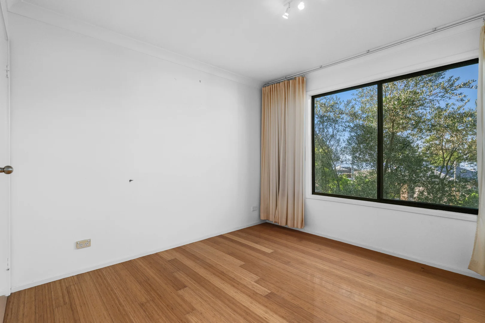 Additional image 18 of 142 Dandaraga Road, Mirrabooka NSW 2264