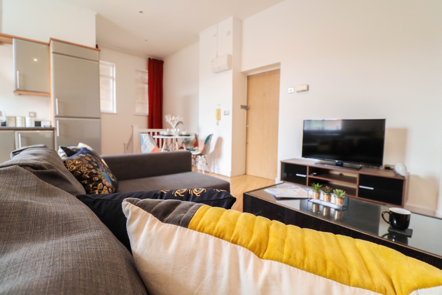 Additional image 6 of 2 Bed Flat, Denmark Road, SE5, N1 7GU