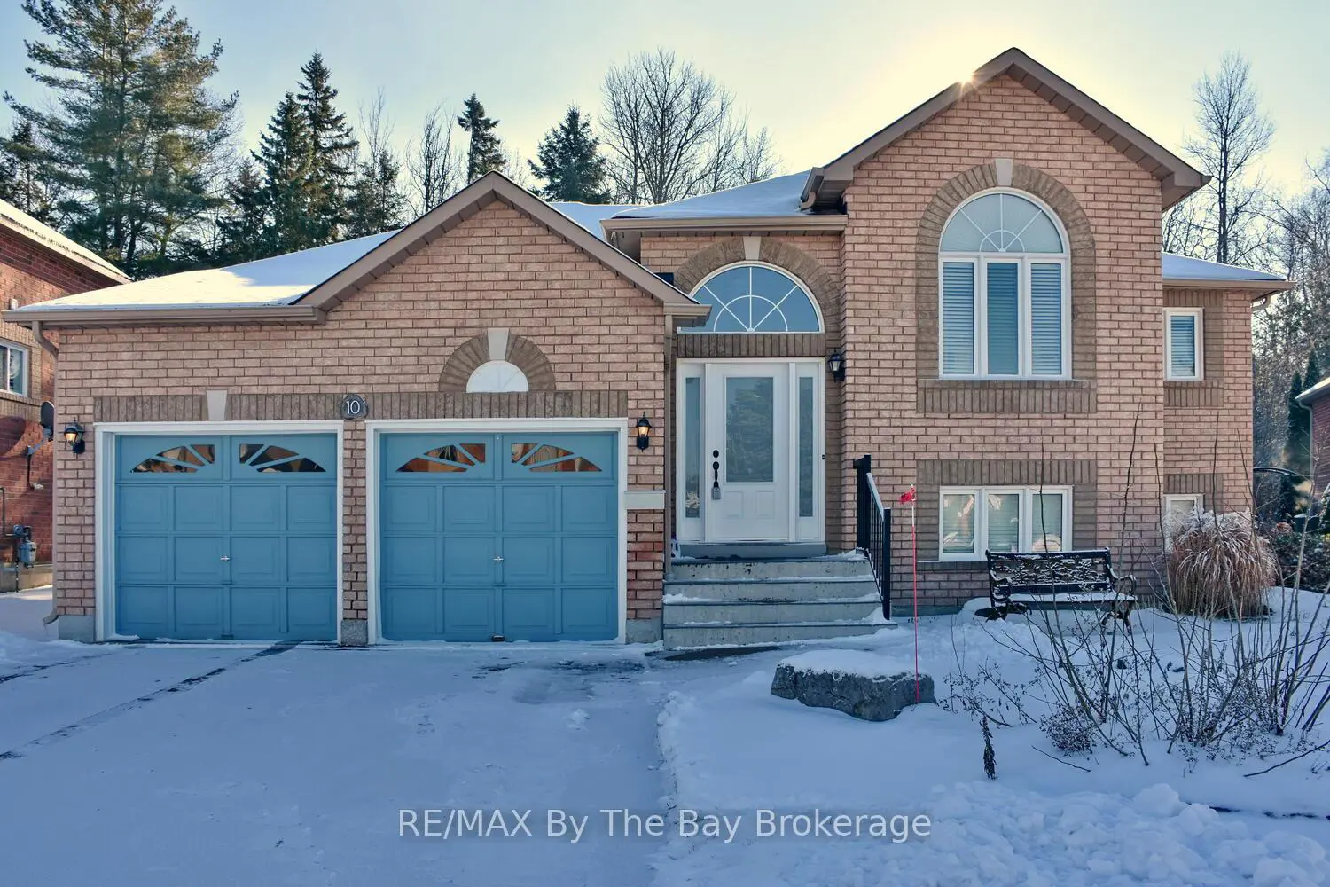 10 Cherry Sands Crescent