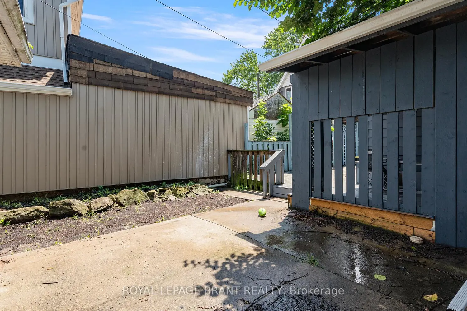 Additional image 19 of 33 Highland Avenue