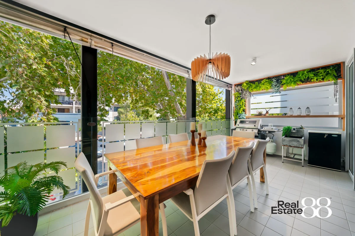 2/210 Stirling Street, Perth WA 6000