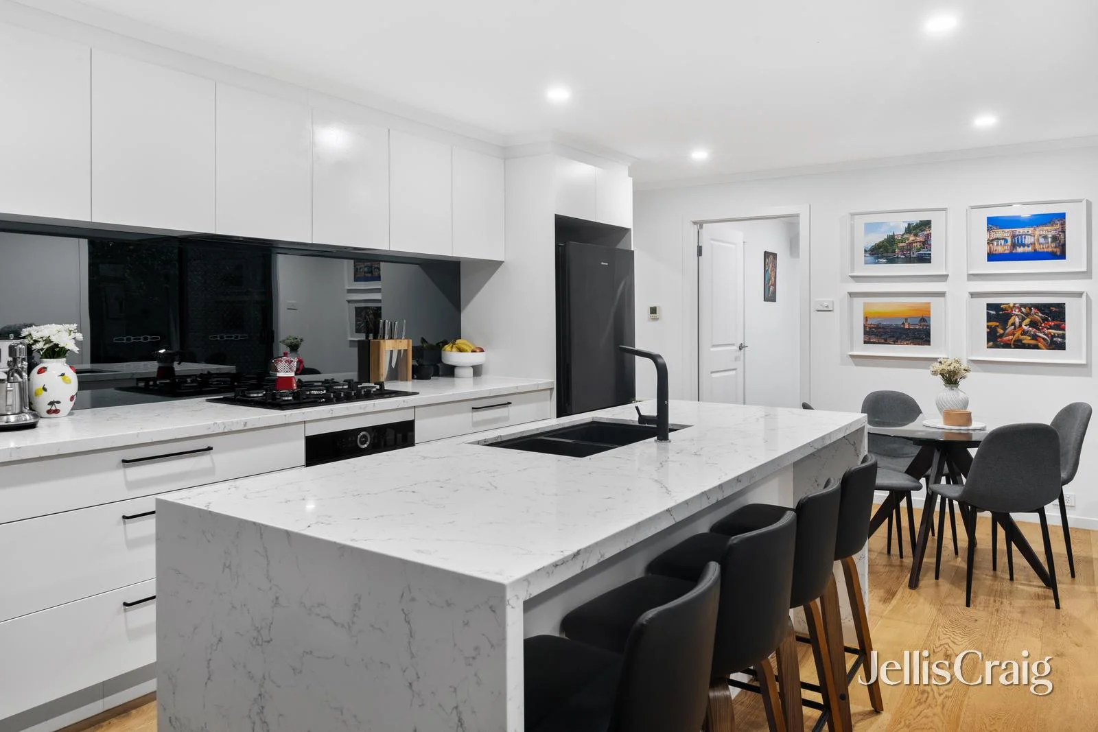 Additional image 5 of 2/304 George Street, Doncaster VIC 3108