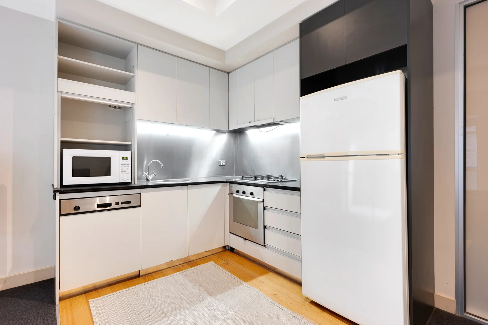 Additional image 4 of 407/233 Collins Street, Melbourne VIC 3000