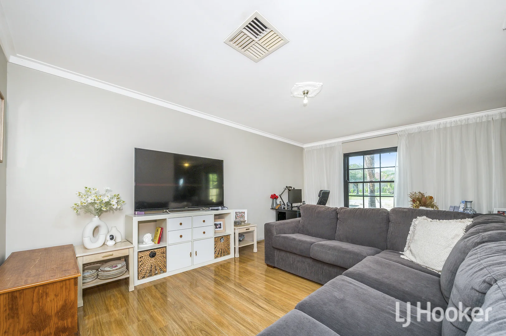 Additional image 10 of 25 Lyrebird Way, Thornlie WA 6108