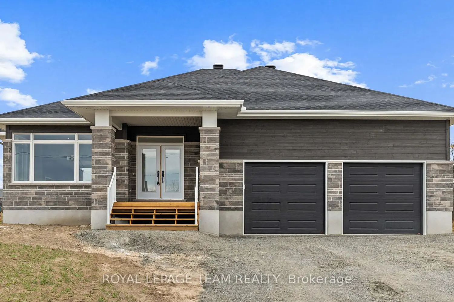 62 Hogan Drive photo 2