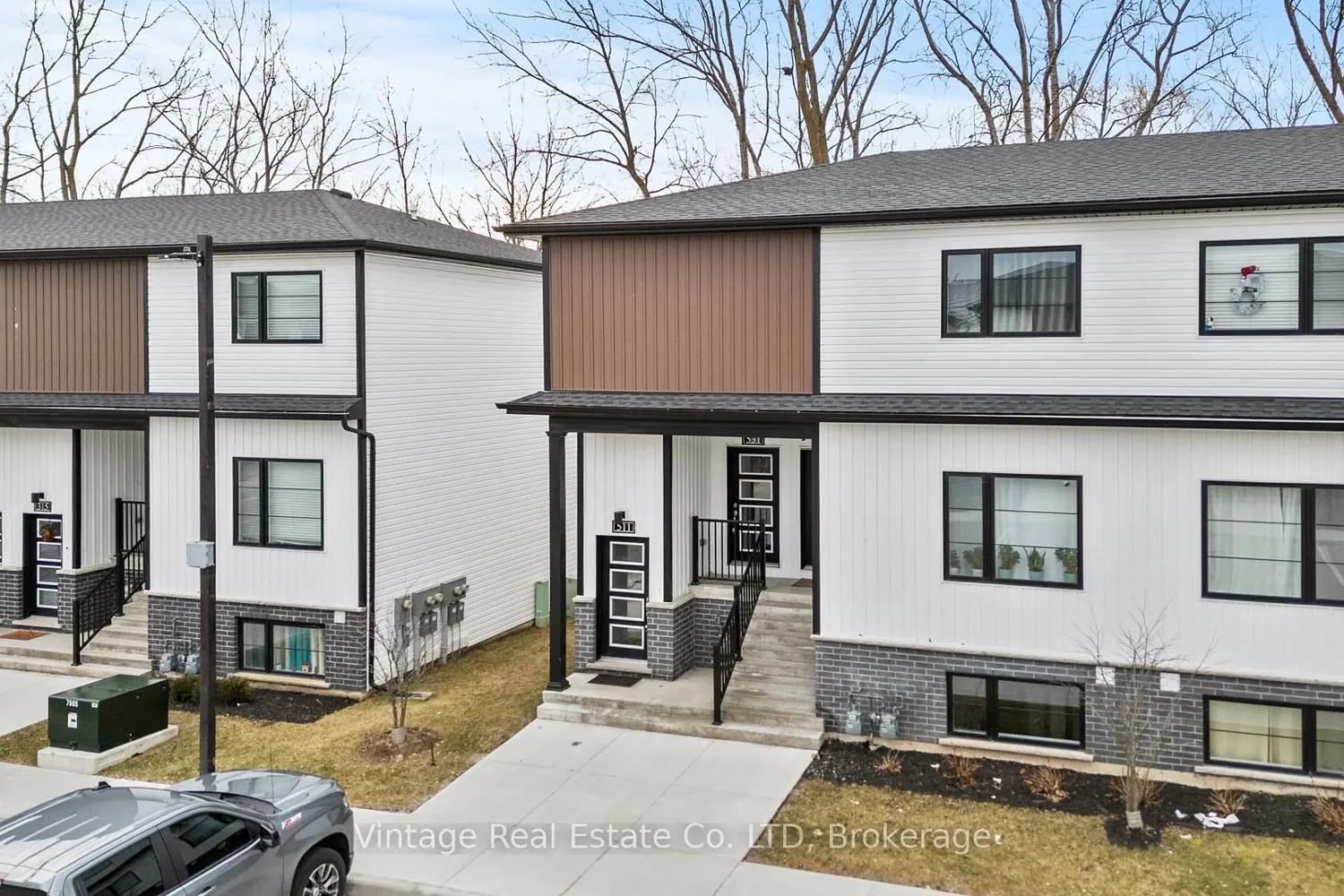 4263 Fourth Avenue 511 photo 2