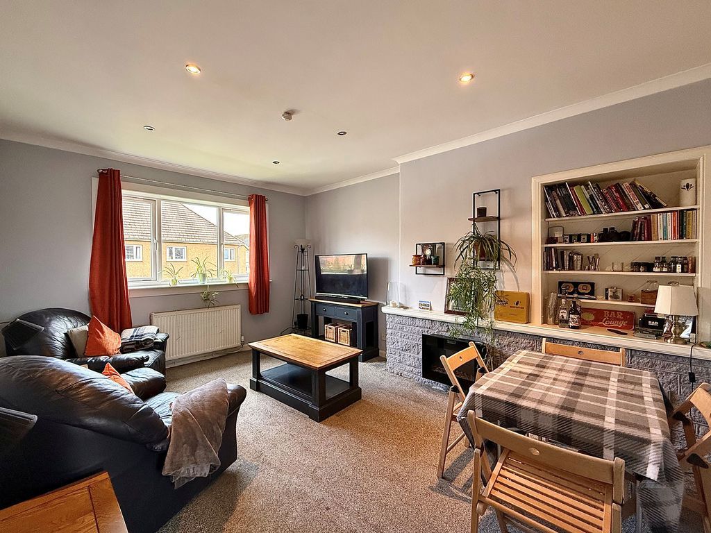 Additional image 2 of 3 bed flat for saleMochrum Avenue, Maybole KA19