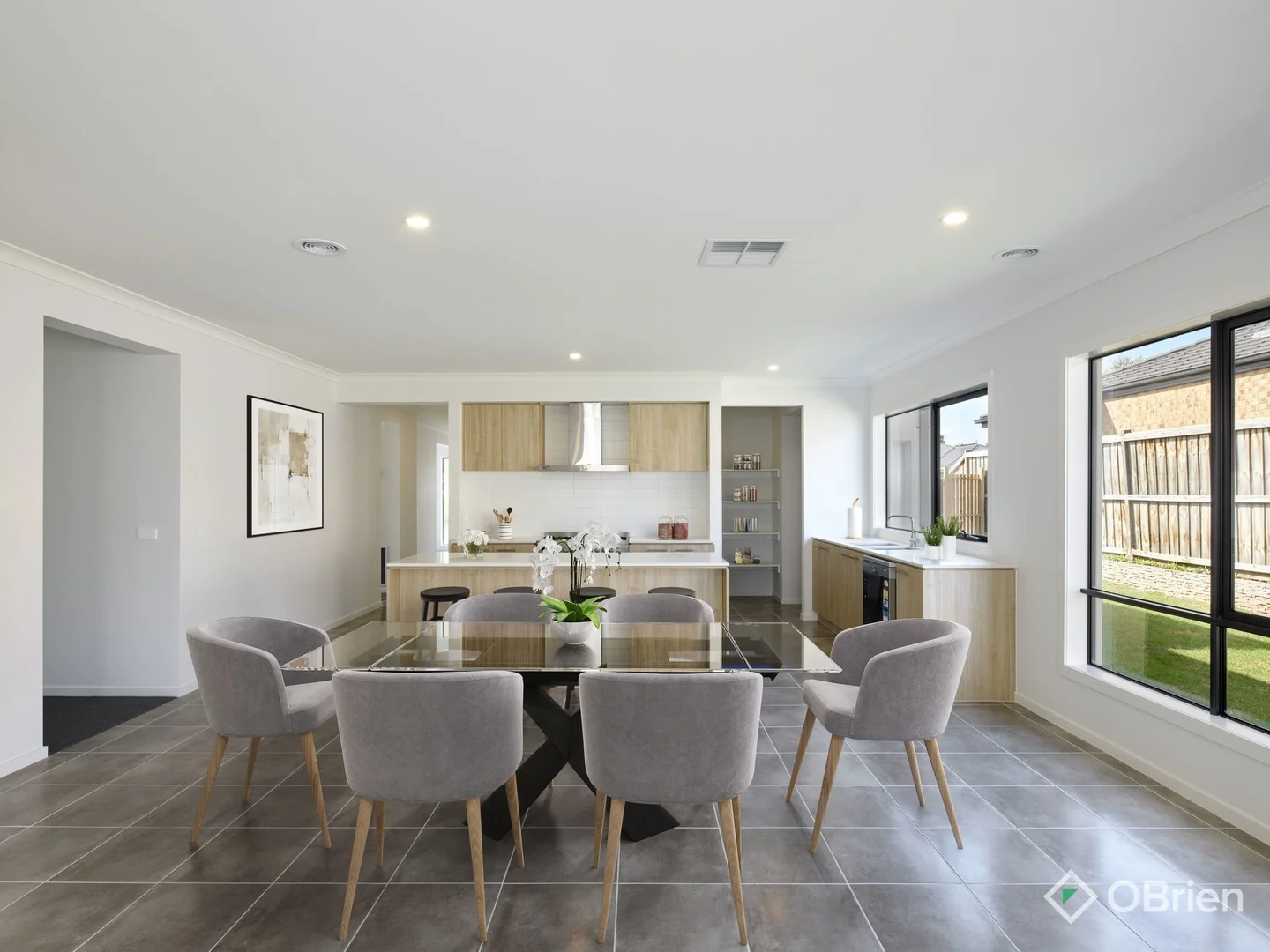Additional image 2 of 43 Kurrajong Road, Warragul VIC 3820