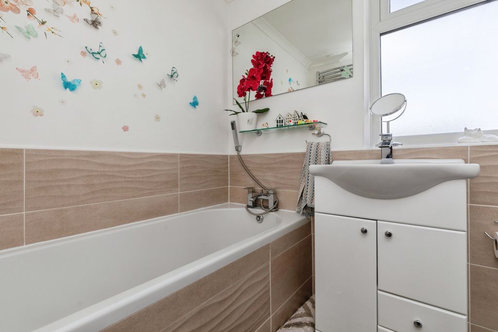 Additional image 13 of 4 bed semi-detached house for saleDerricke Road, Bristol BS14