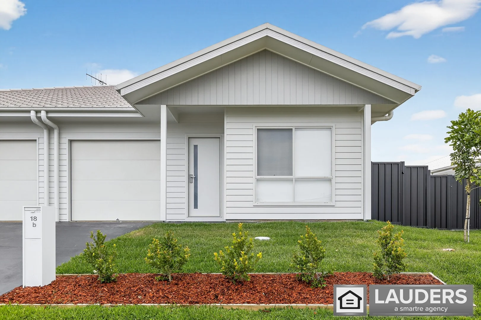 2/18 Cubbaroo Street, Old Bar NSW 2430