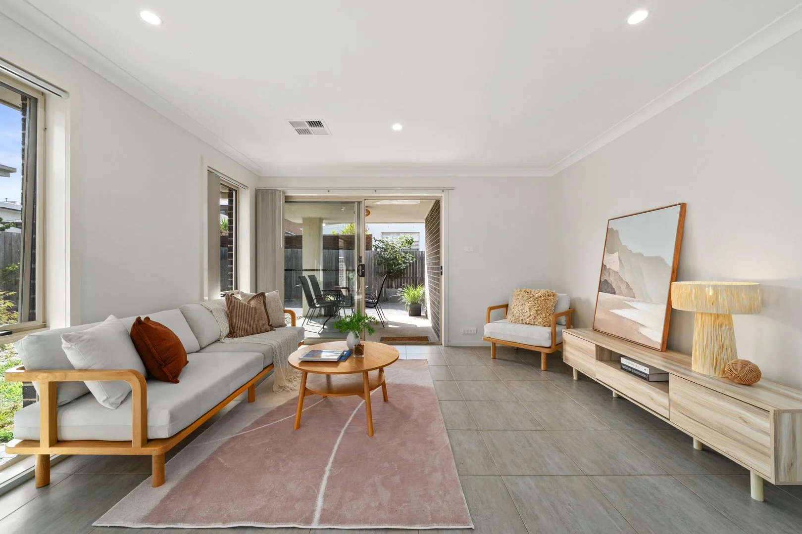 20 Ivy Kent Street, Forde ACT 2914 photo 3