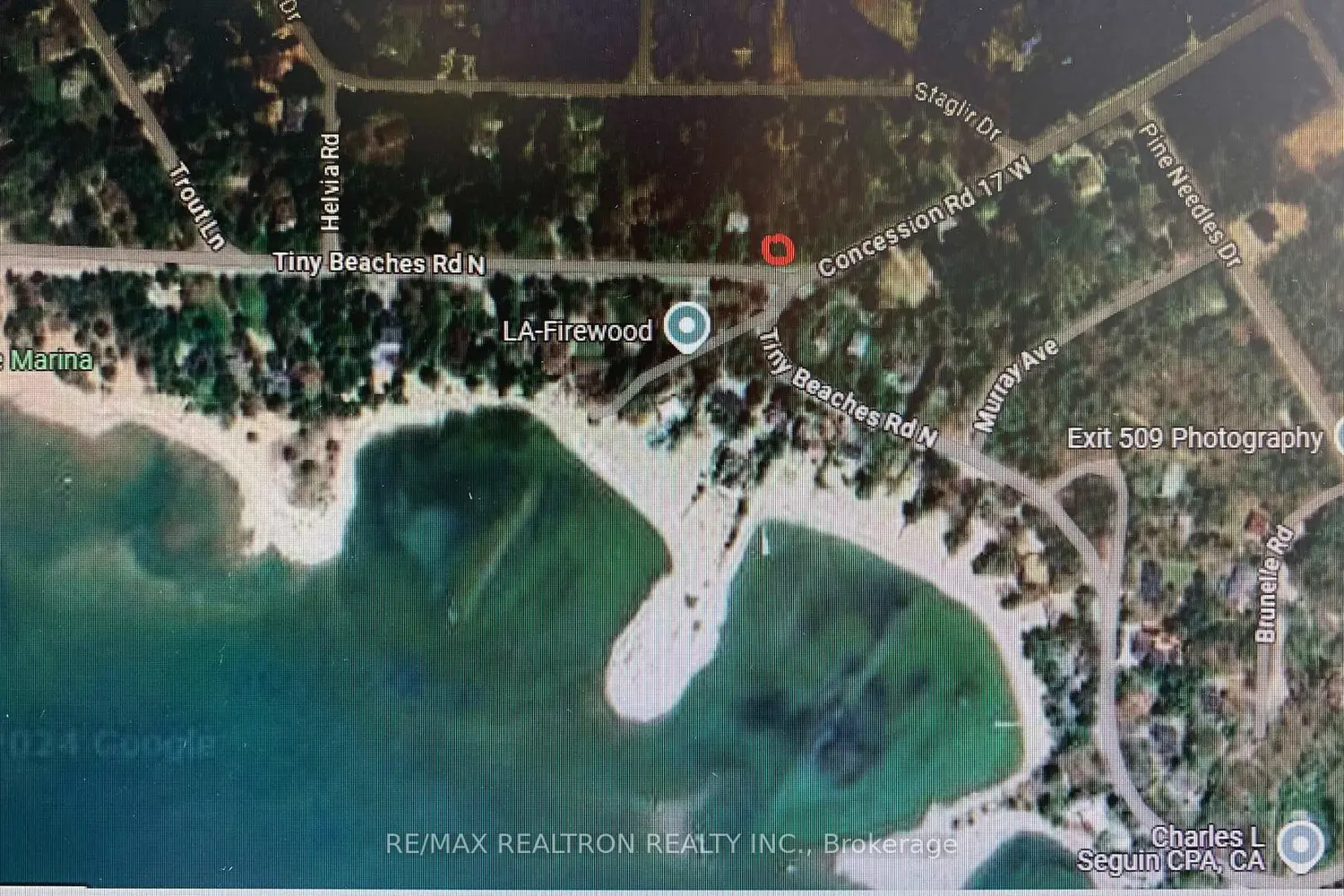 15 Tiny Beaches Road photo 4
