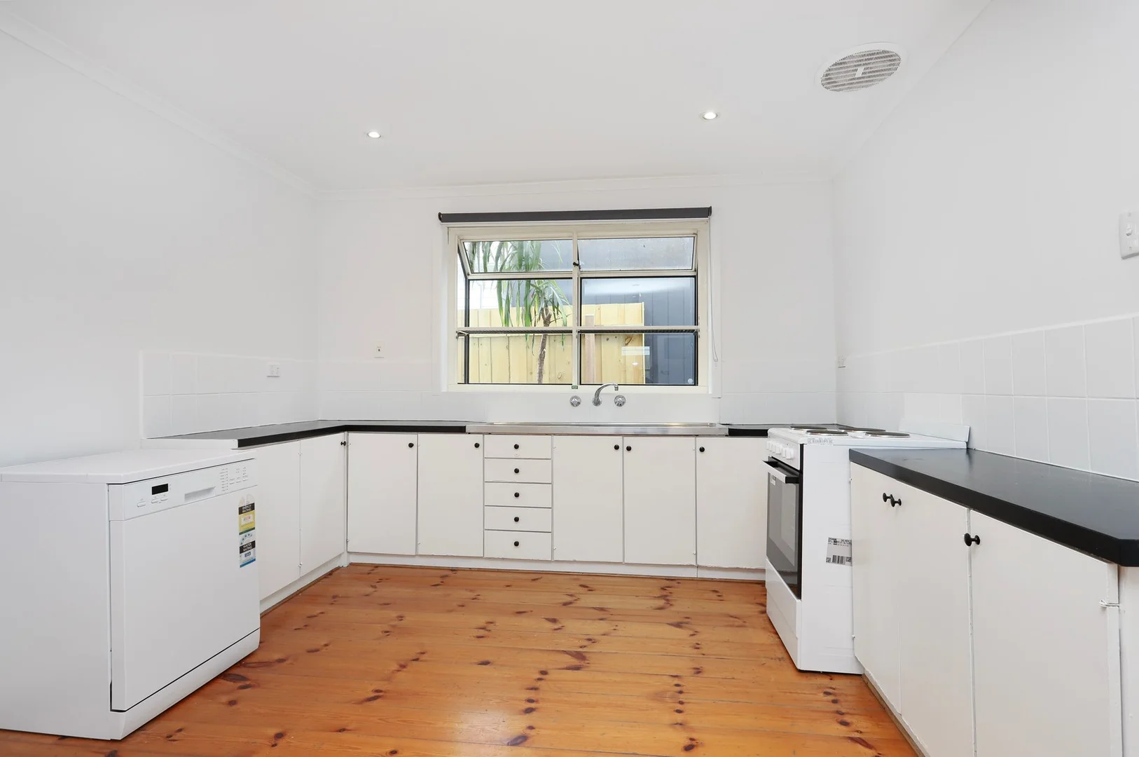 Additional image 10 of 144 Chirnside Street, Kingsville VIC 3012