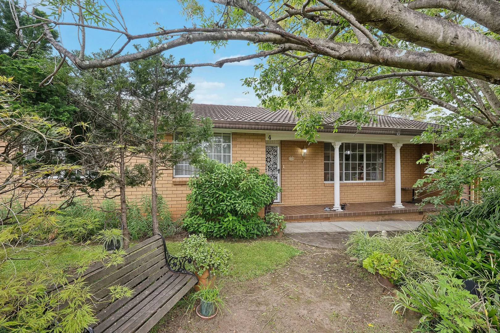 4 Parer Street, Springwood NSW 2777