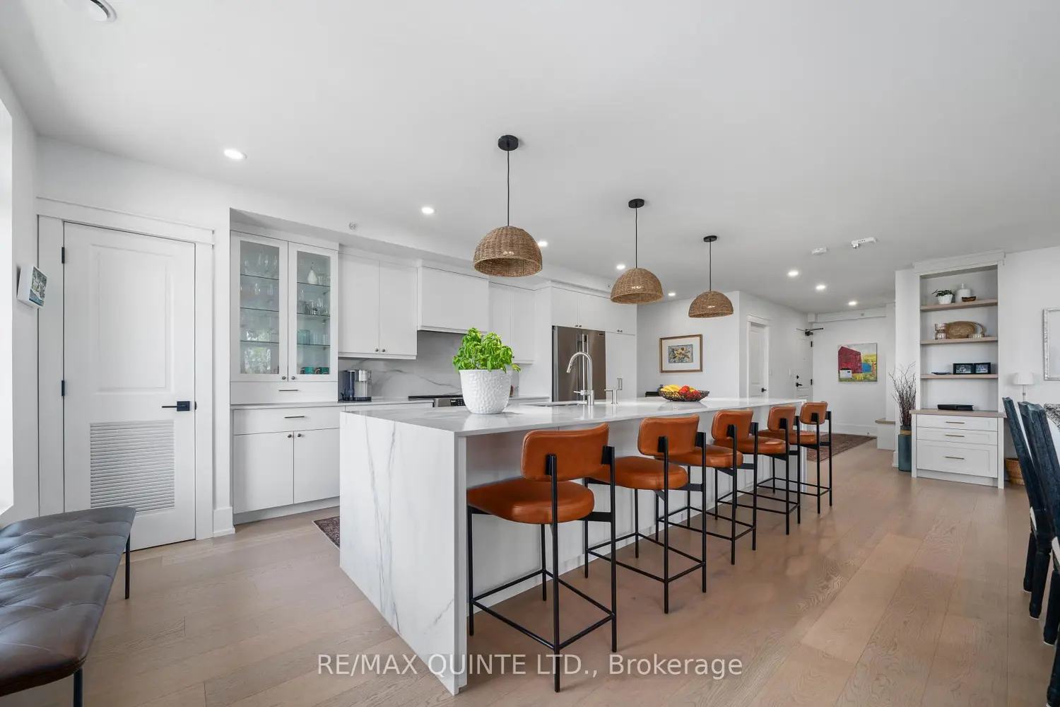 17 Cleave Avenue 509 photo 3
