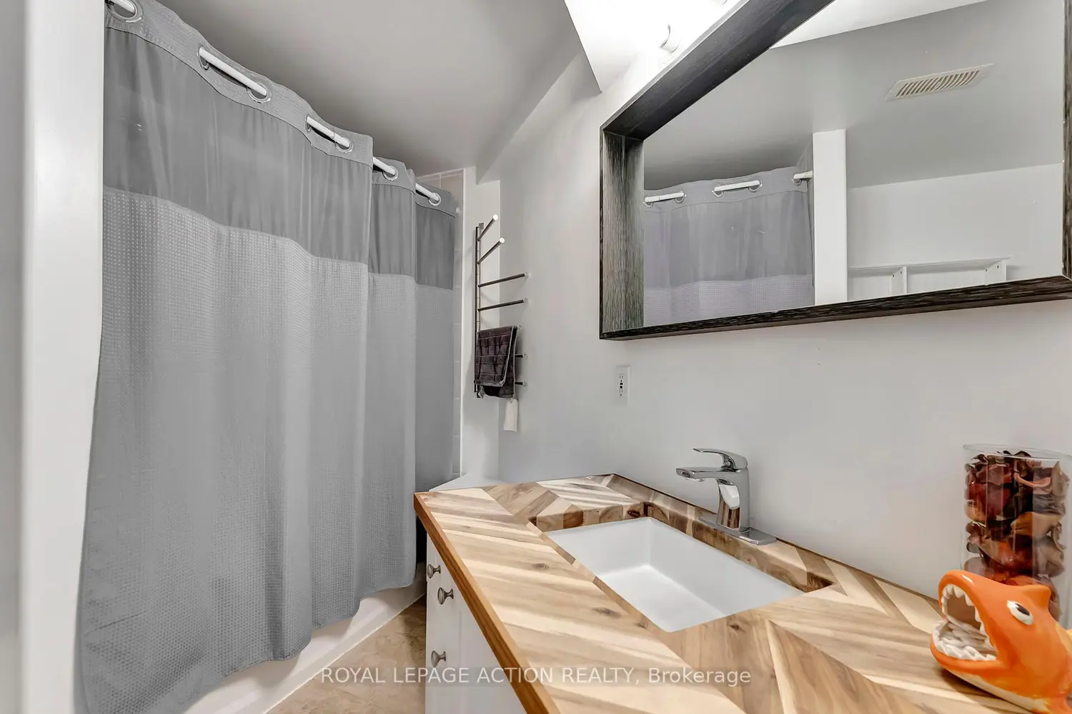 Additional image 11 of 111 Grey Street 212