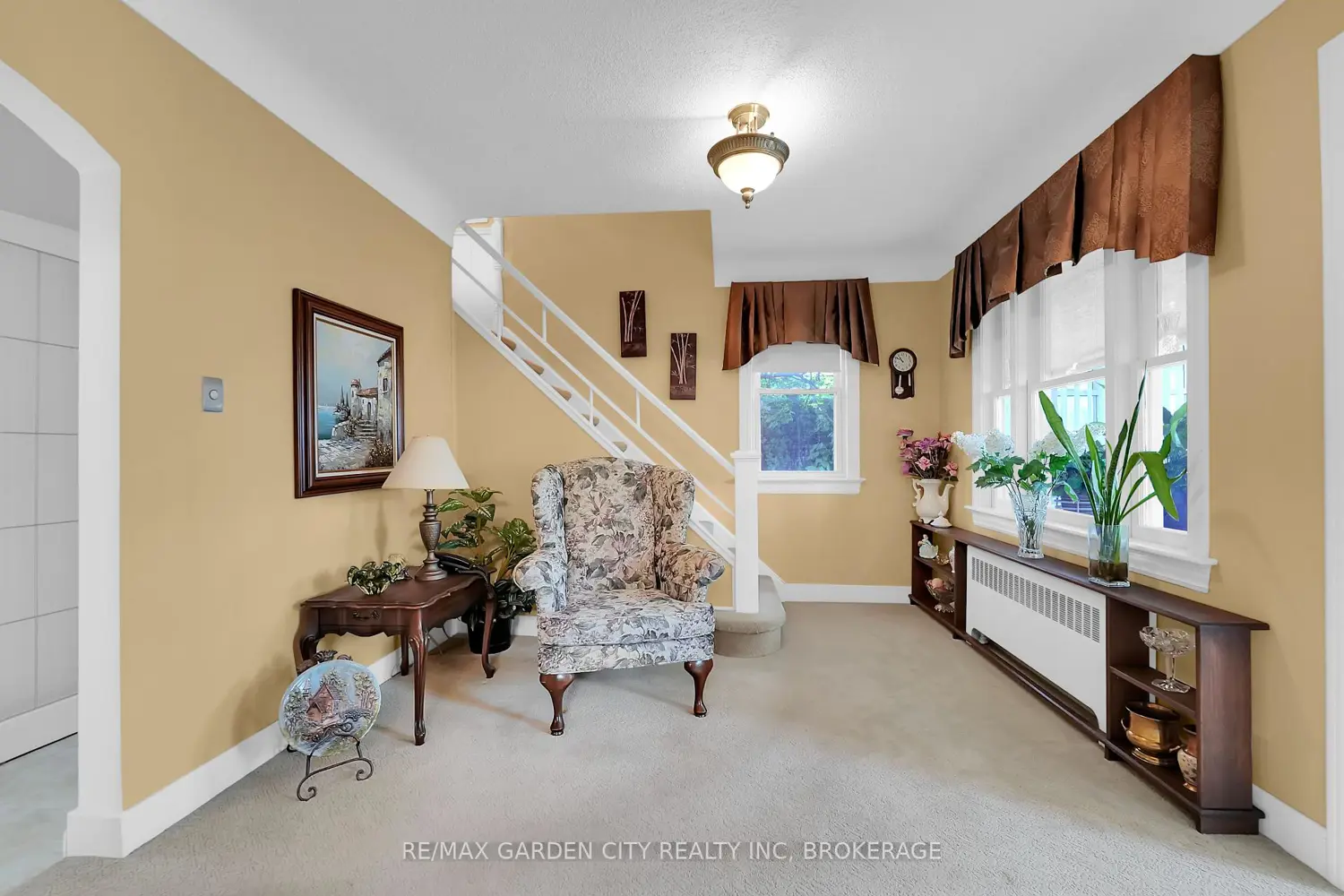 248 Wallace Avenue photo 5
