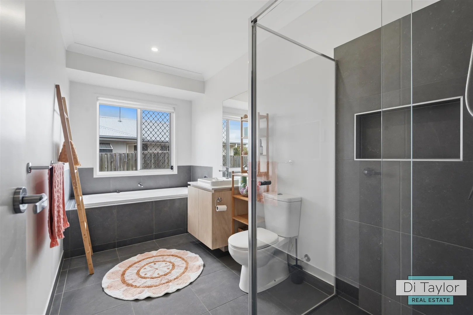 Additional image 10 of 11 Sutherland Street, Gleneagle QLD 4285