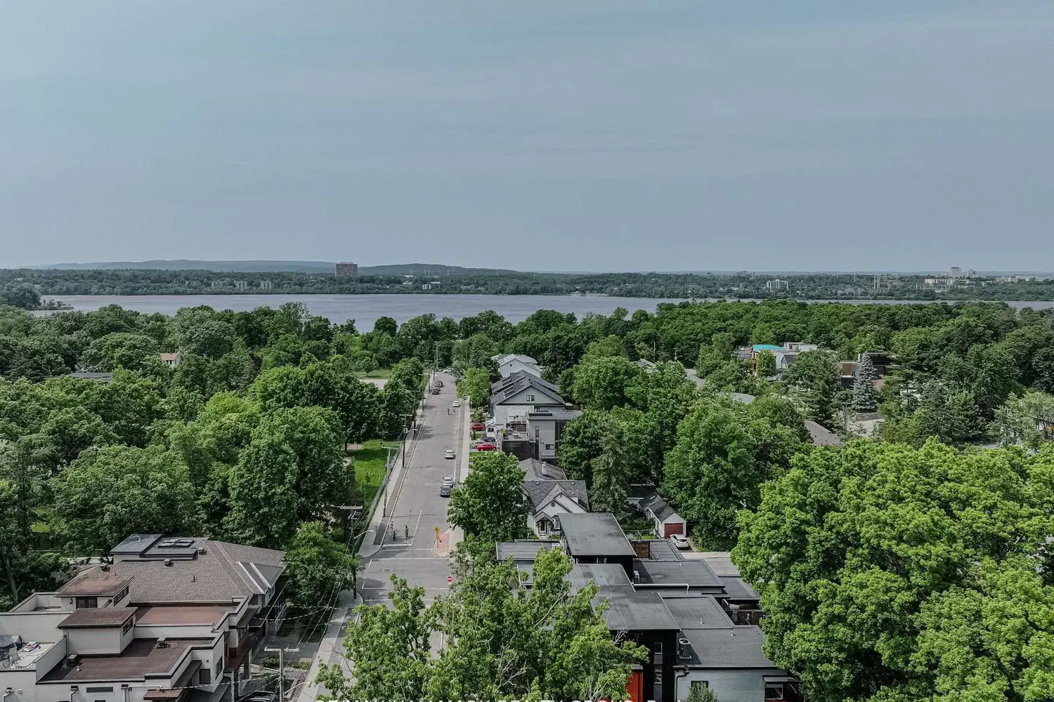 Additional image 19 of 185 Carleton Avenue