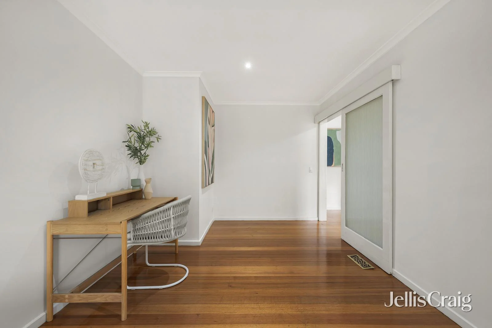 10 Highland Crescent, Mooroolbark VIC 3138 photo 3