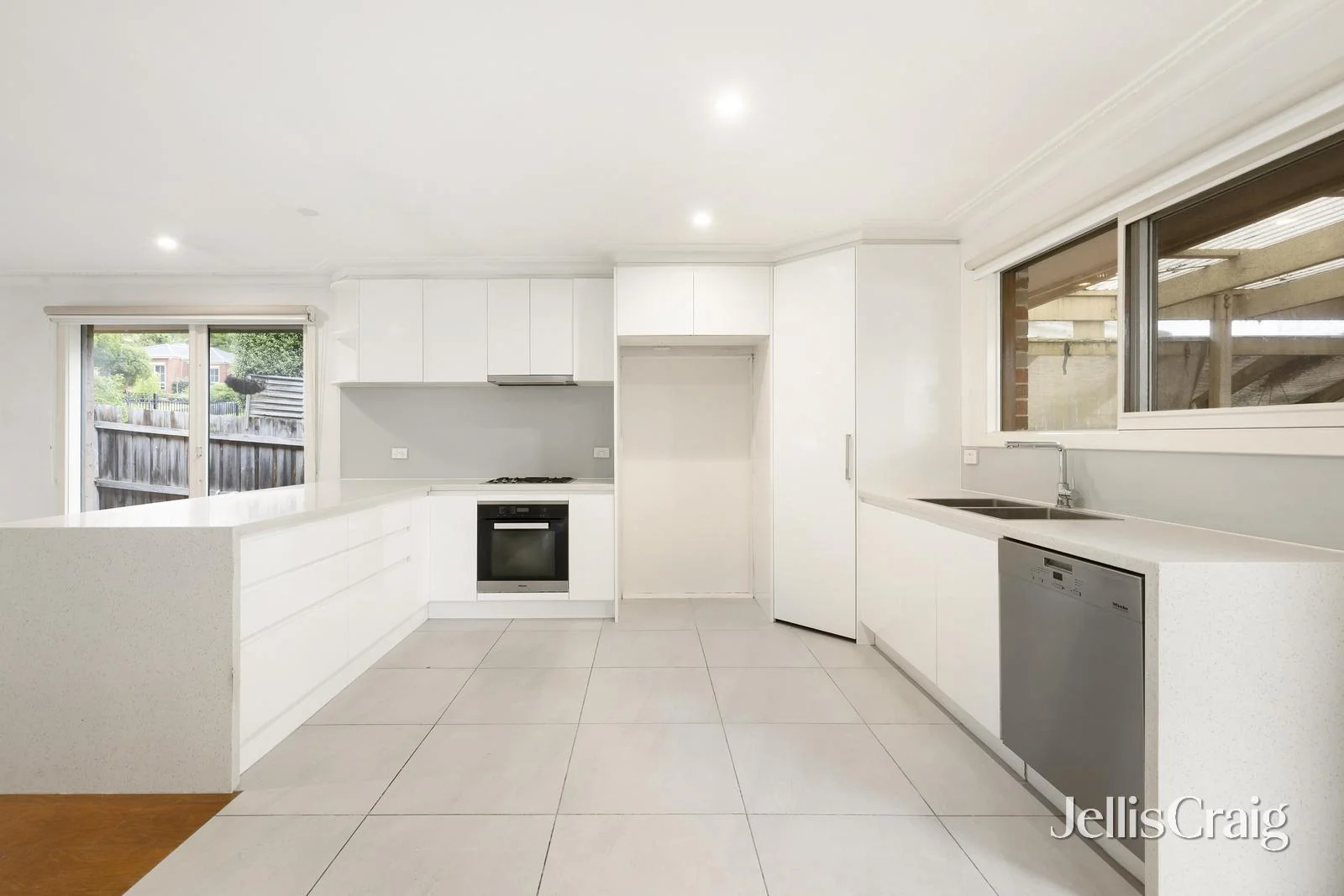 Additional image 4 of 2 Kara Court, Montrose VIC 3765