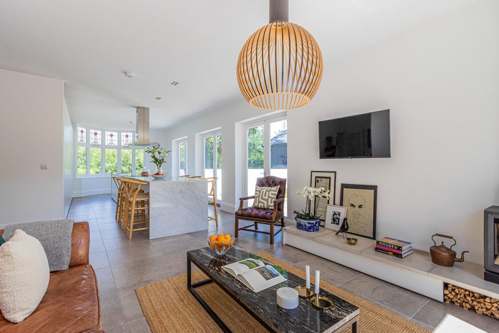 Additional image 4 of 5 bed detached house for saleAel Y Bryn, Rudry, Caerphilly CF83
