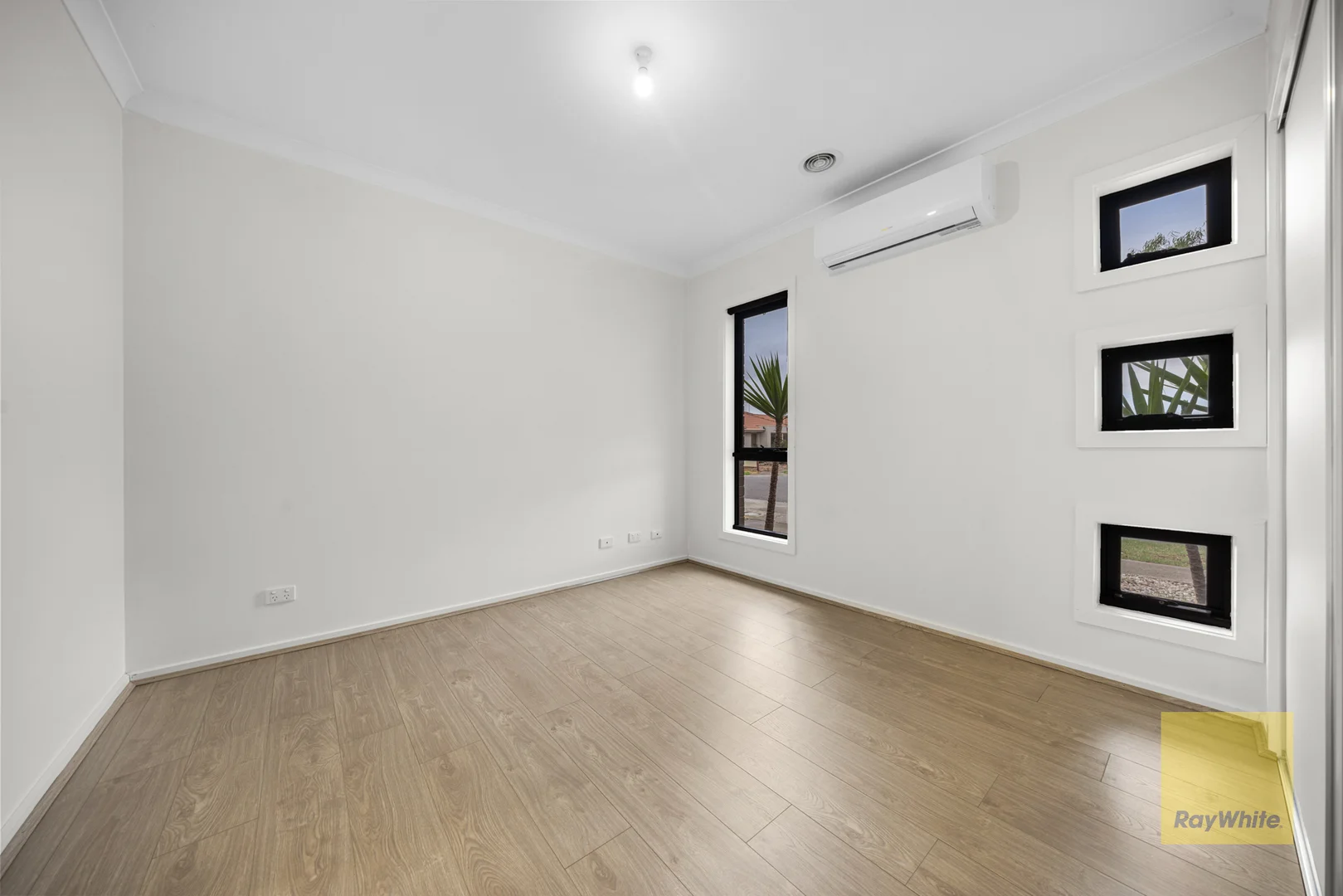 Additional image 6 of 1/64 Toritta Way, Truganina VIC 3029