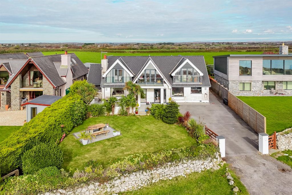 5 bed detached house for saleEast Cliff, Pennard, Swansea SA3