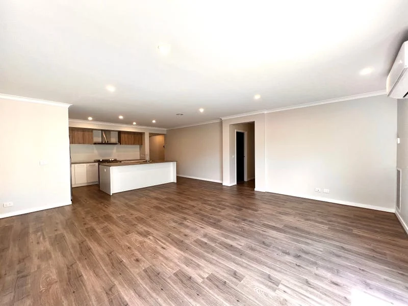 Additional image 4 of 34 Khan Boulevard, Clyde North VIC 3978
