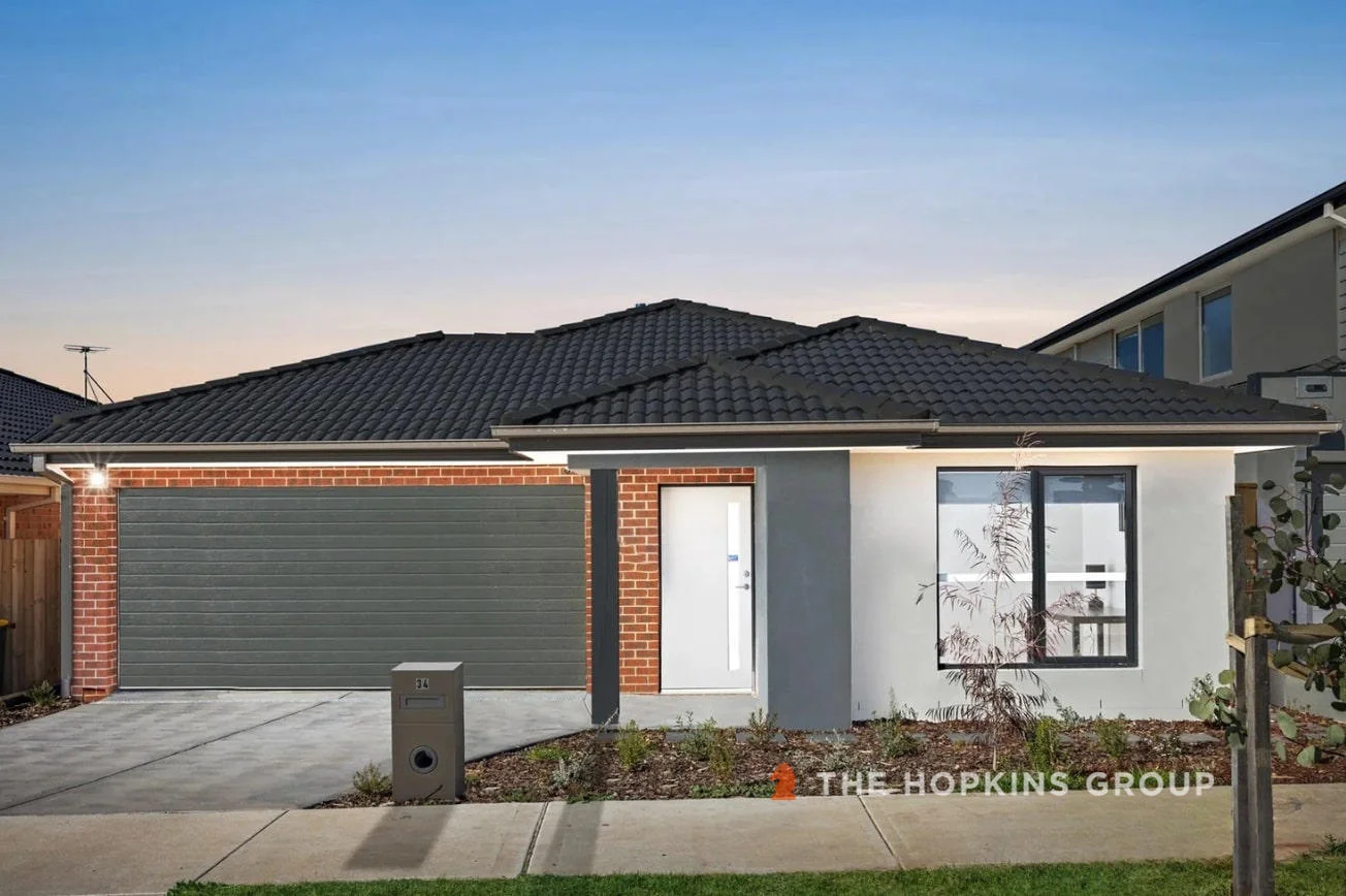 34 Stakes Boulevard, Manor Lakes VIC 3024 photo 4