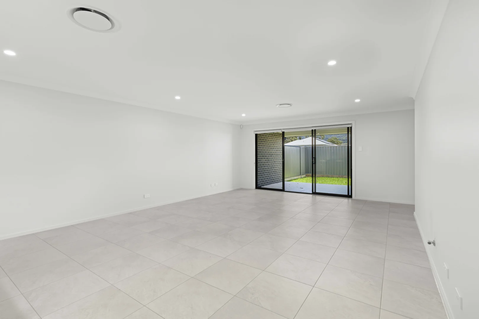 36 Corymbia Way, Badagarang NSW 2540 photo 4