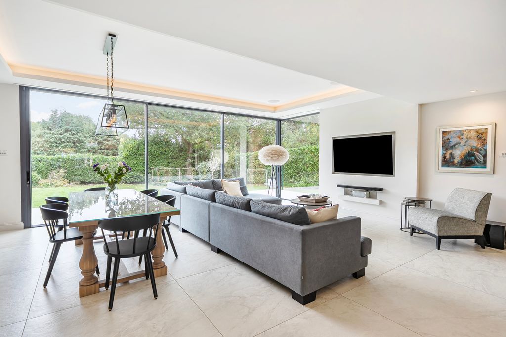 Additional image 10 of 6 bed detached house for saleMill Lane, Gerrards Cross, Buckinghamshire SL9