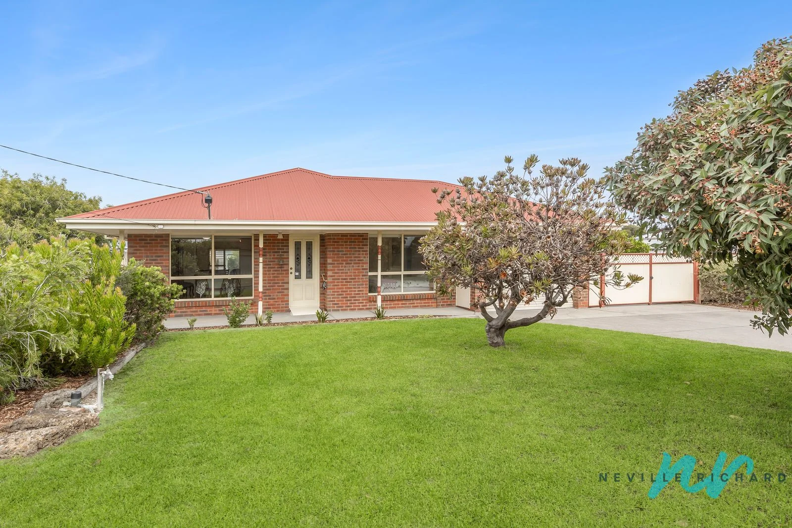 30 Doongara Avenue, St Leonards VIC 3223