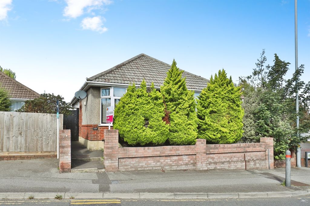Additional image 20 of 2 bed detached bungalow for saleKinson Road, Bournemouth BH10