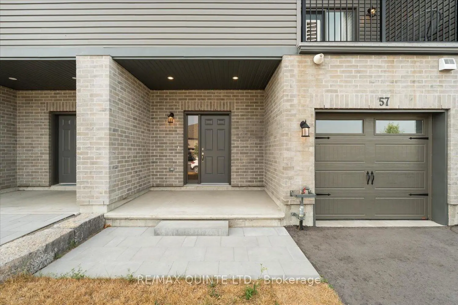 57 Markland Avenue photo 3