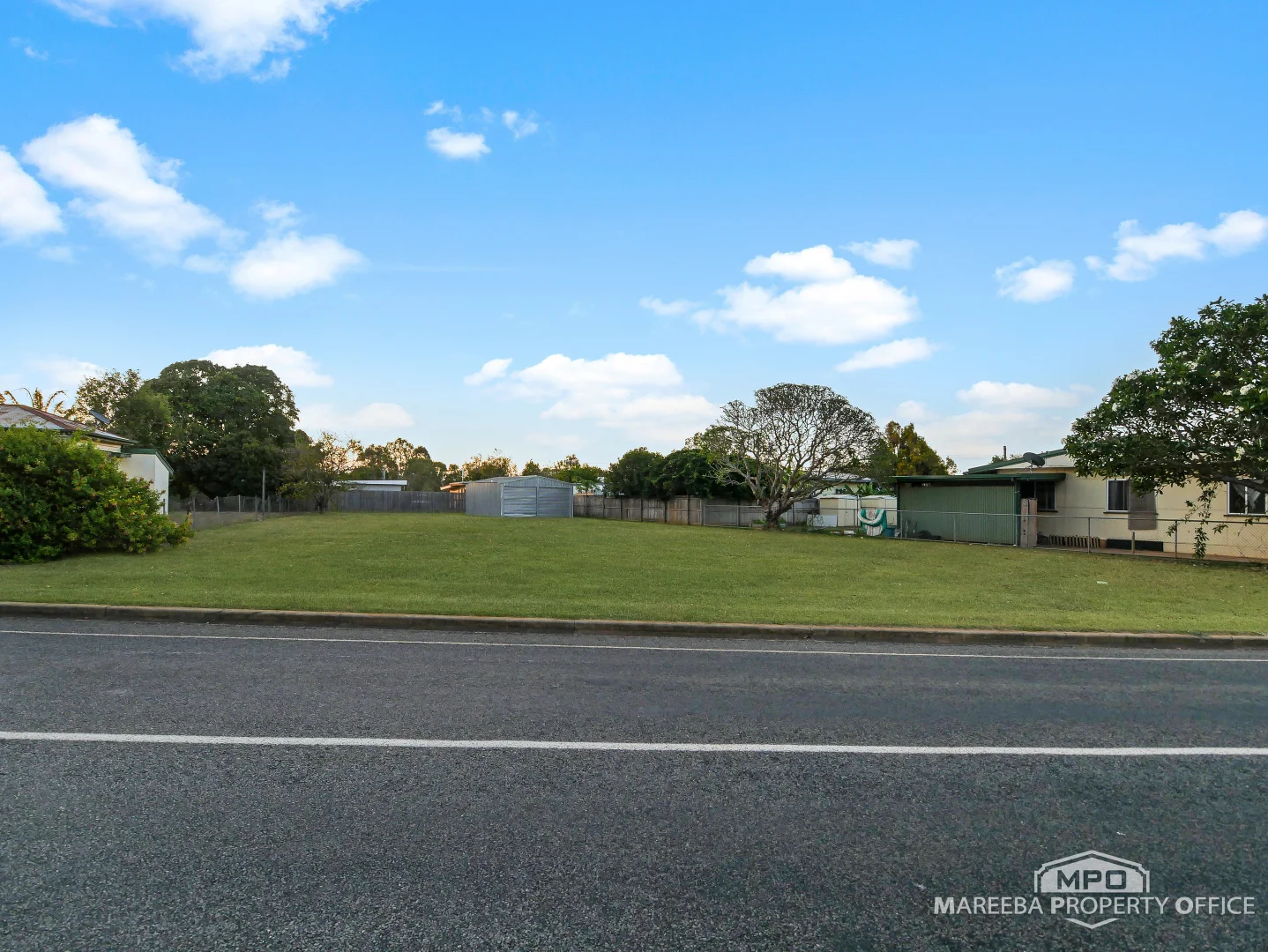 38 Doyle Street, Mareeba QLD 4880 photo 4